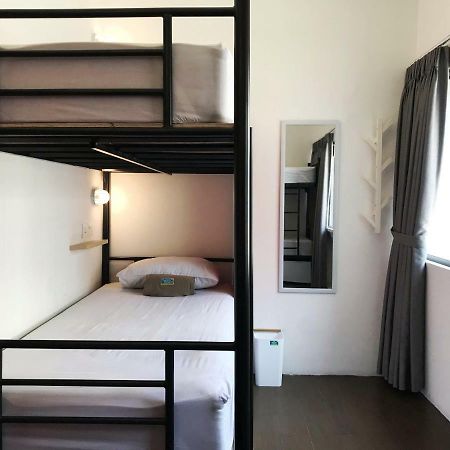 Teduh Hostel Kota Tua Jakarta Ngoại thất bức ảnh